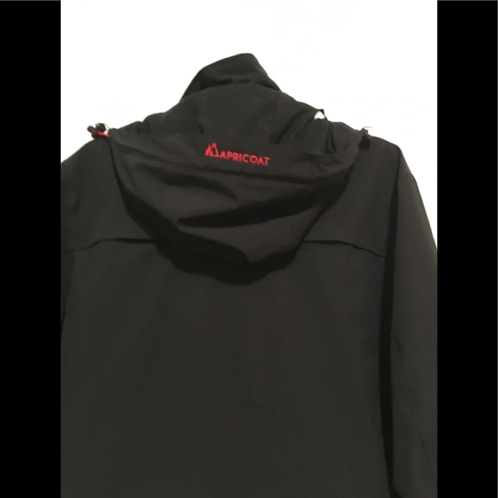Apricoat A Zero-Compromise Jacket for Adventurers